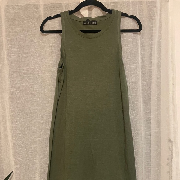 Green dress - Picture 1 of 1